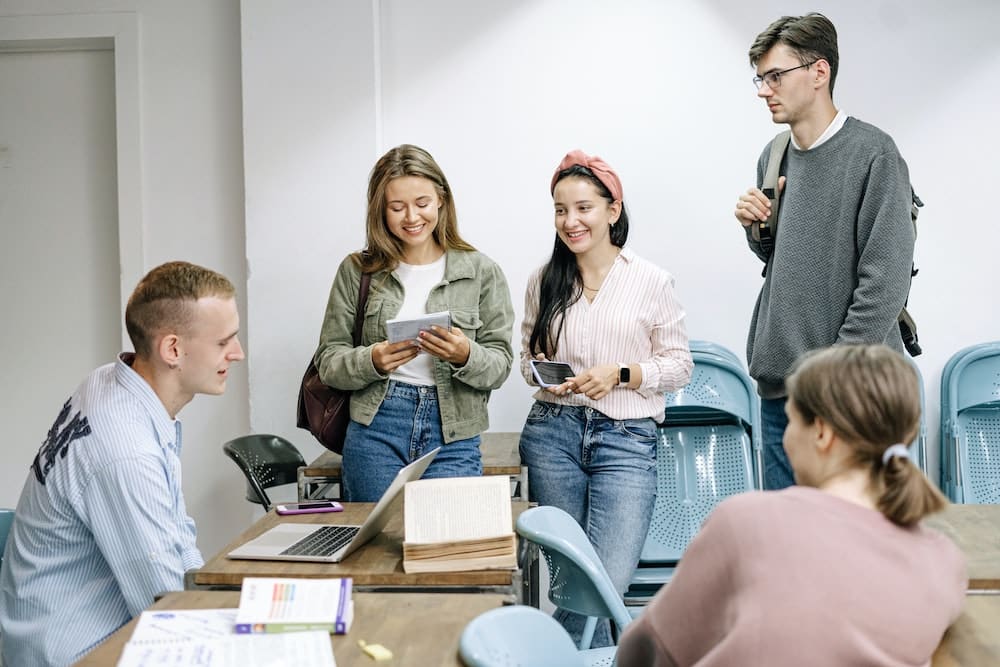 Přehled důležitých termínů k přihlašování na vysoké školy